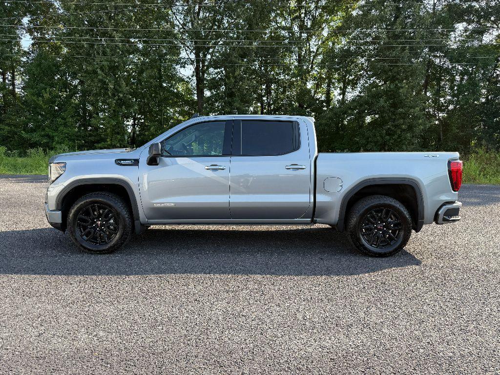 new 2025 GMC Sierra 1500 car, priced at $53,381