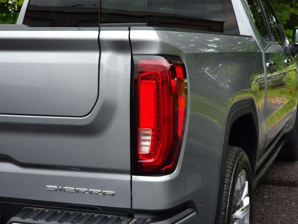 new 2025 GMC Sierra 1500 car, priced at $64,116