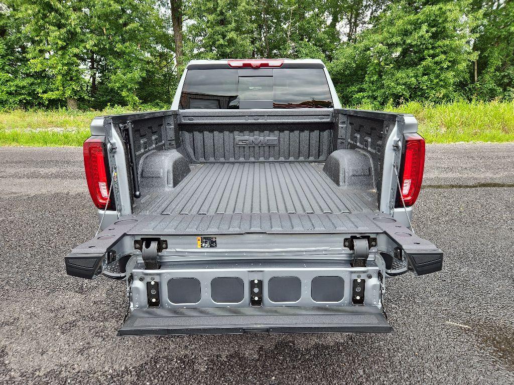 new 2025 GMC Sierra 1500 car, priced at $64,116