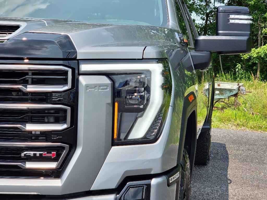 new 2025 GMC Sierra 2500 car, priced at $80,255