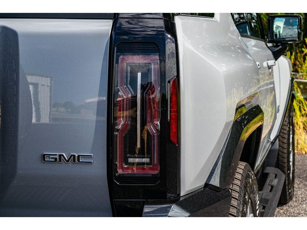 new 2025 GMC HUMMER EV car, priced at $103,613