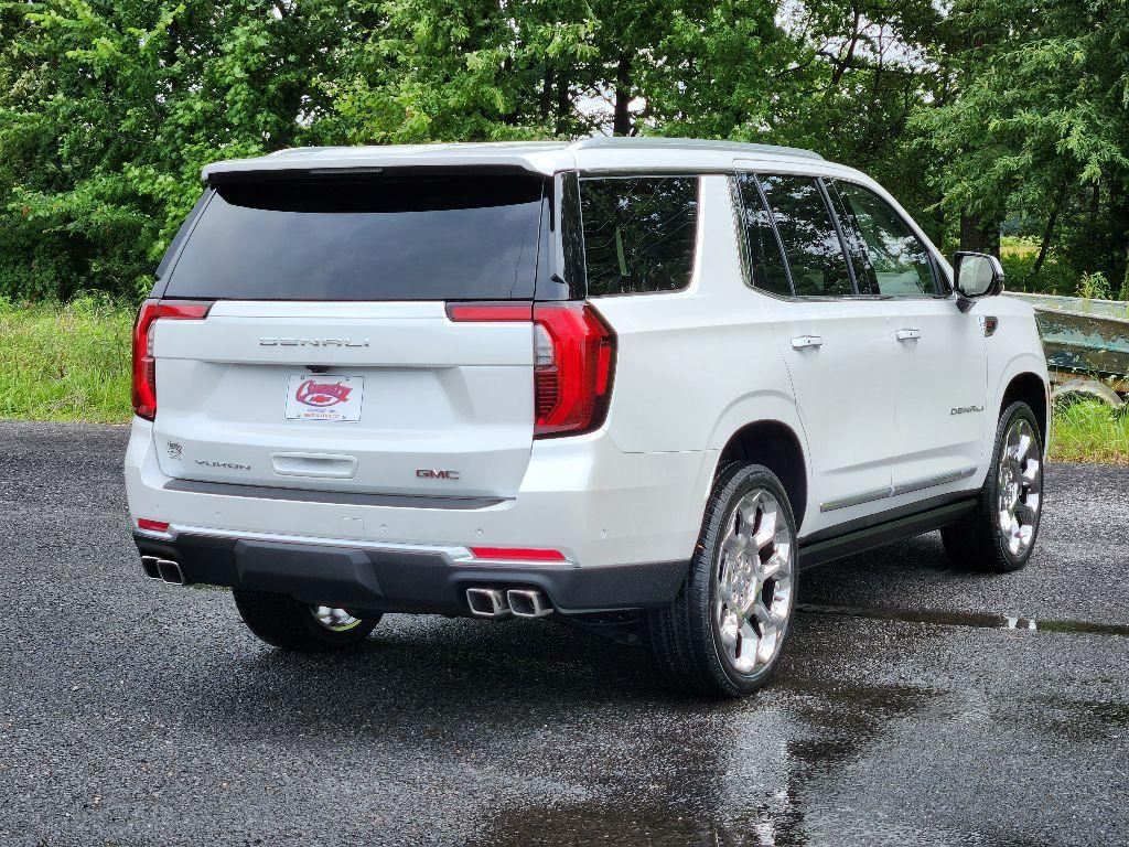 new 2025 GMC Yukon car, priced at $90,628