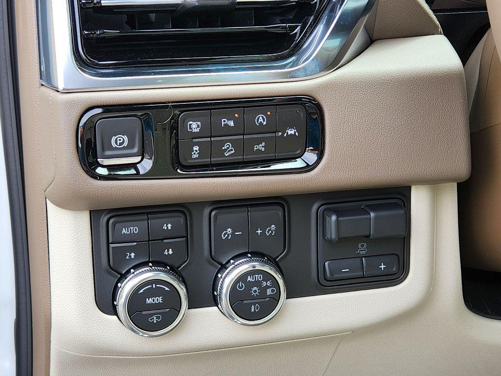 new 2025 GMC Yukon car, priced at $90,628