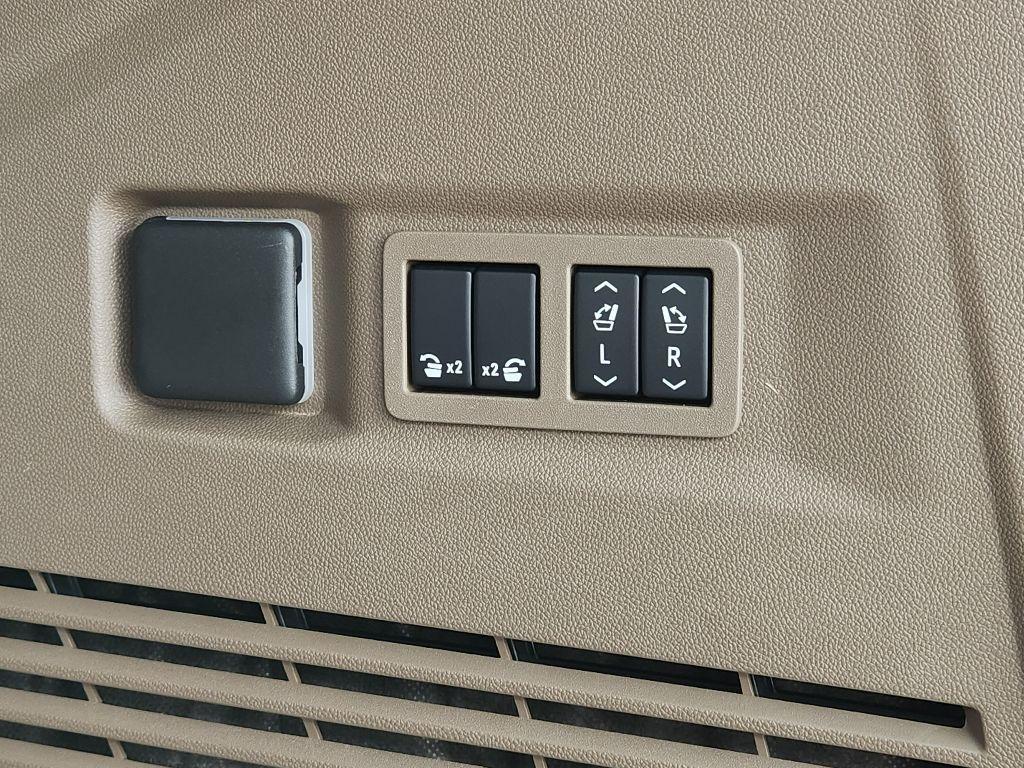new 2025 GMC Yukon car, priced at $90,628