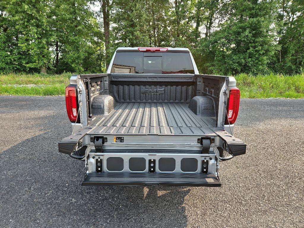 new 2025 GMC Sierra 1500 car, priced at $60,191