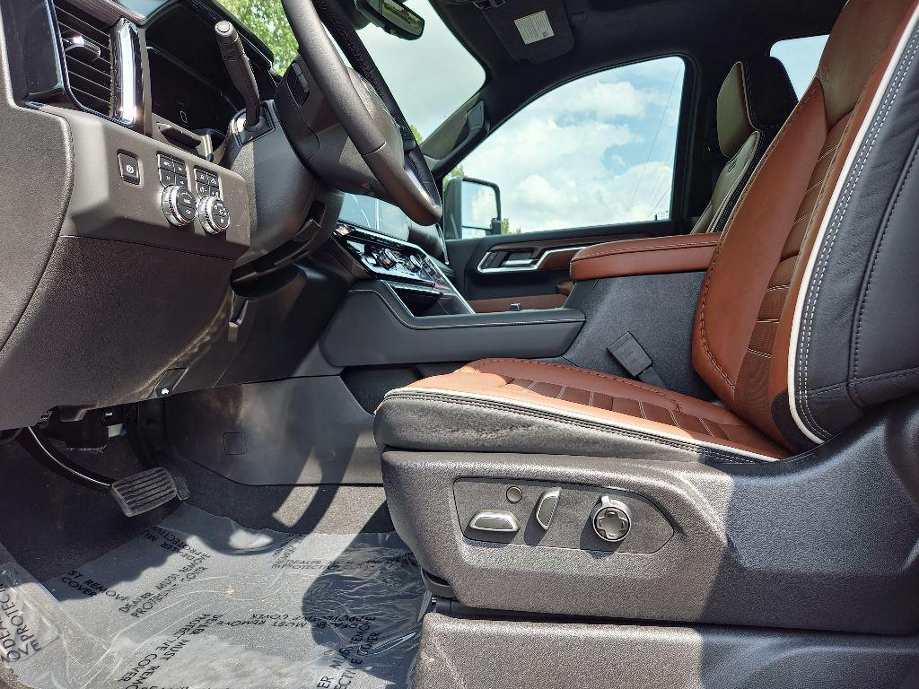 new 2025 GMC Sierra 2500 car, priced at $93,290