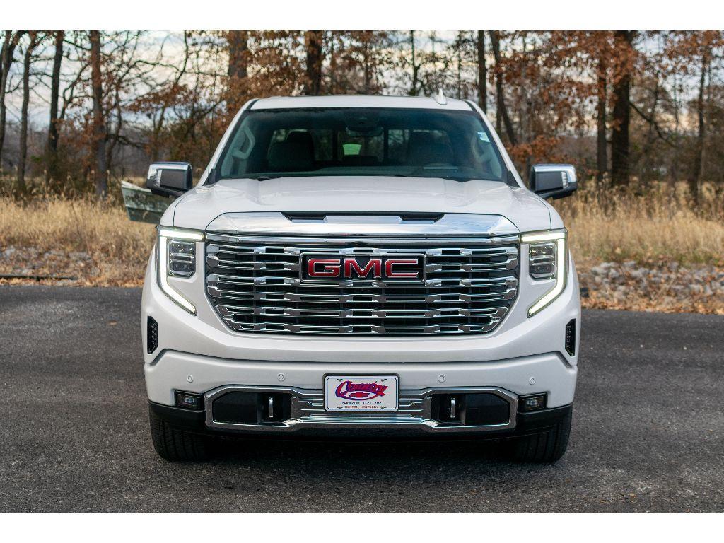 new 2025 GMC Sierra 1500 car, priced at $70,690