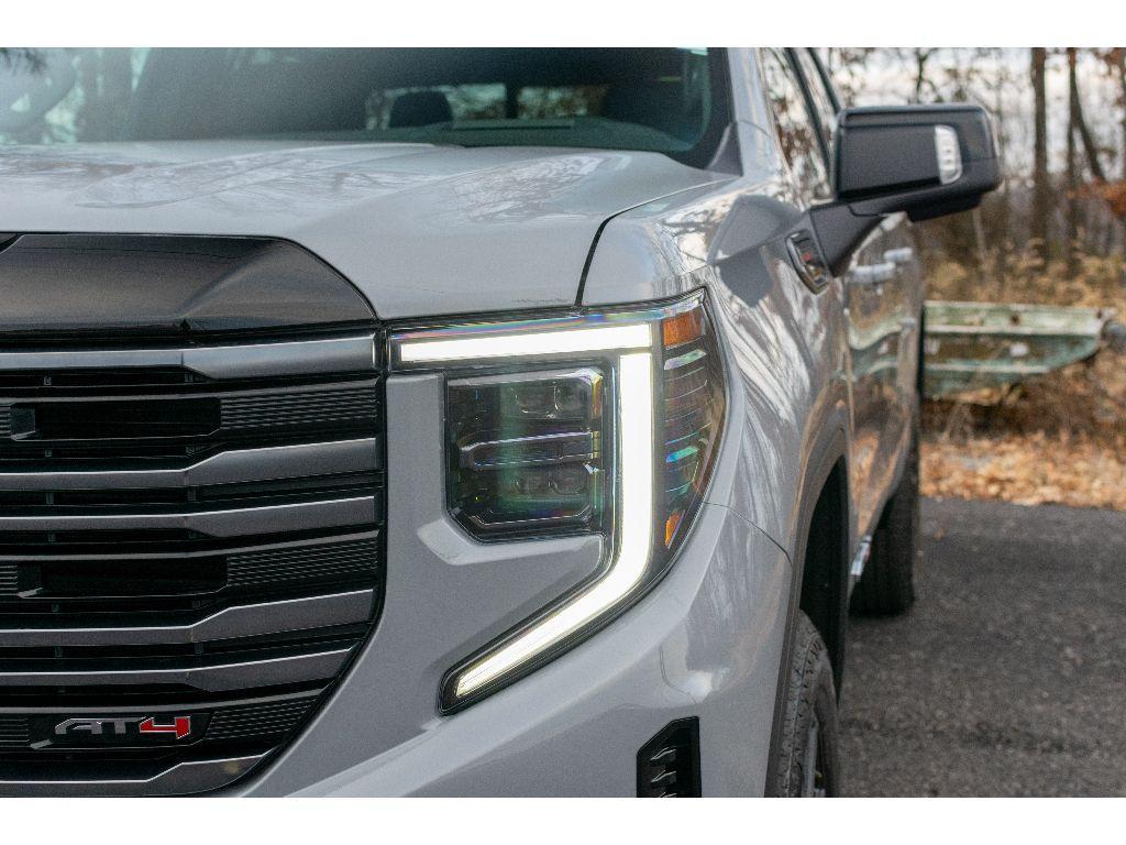 new 2025 GMC Sierra 1500 car, priced at $65,563