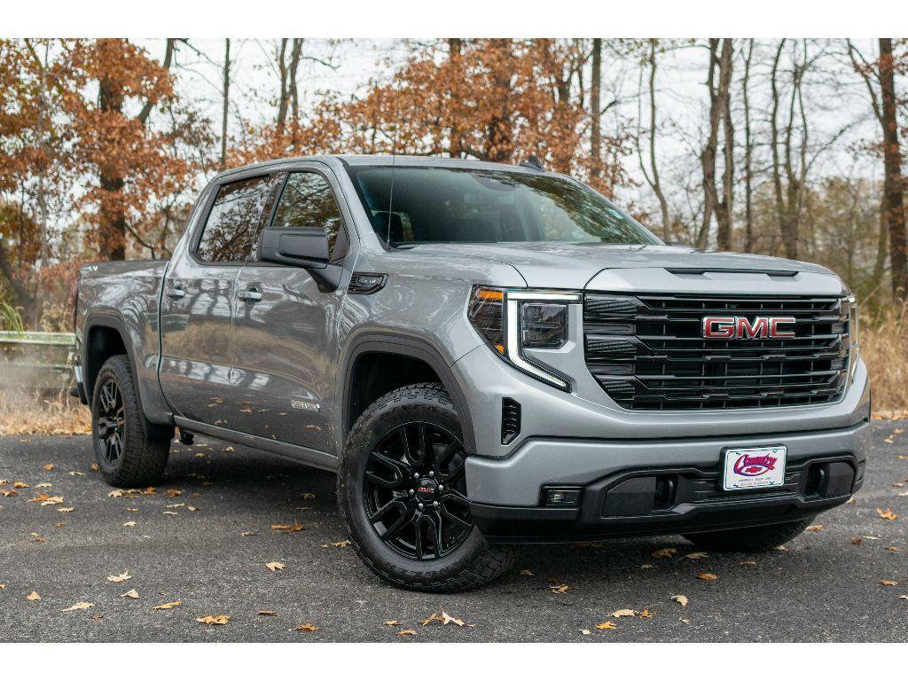 new 2025 GMC Sierra 1500 car, priced at $53,381