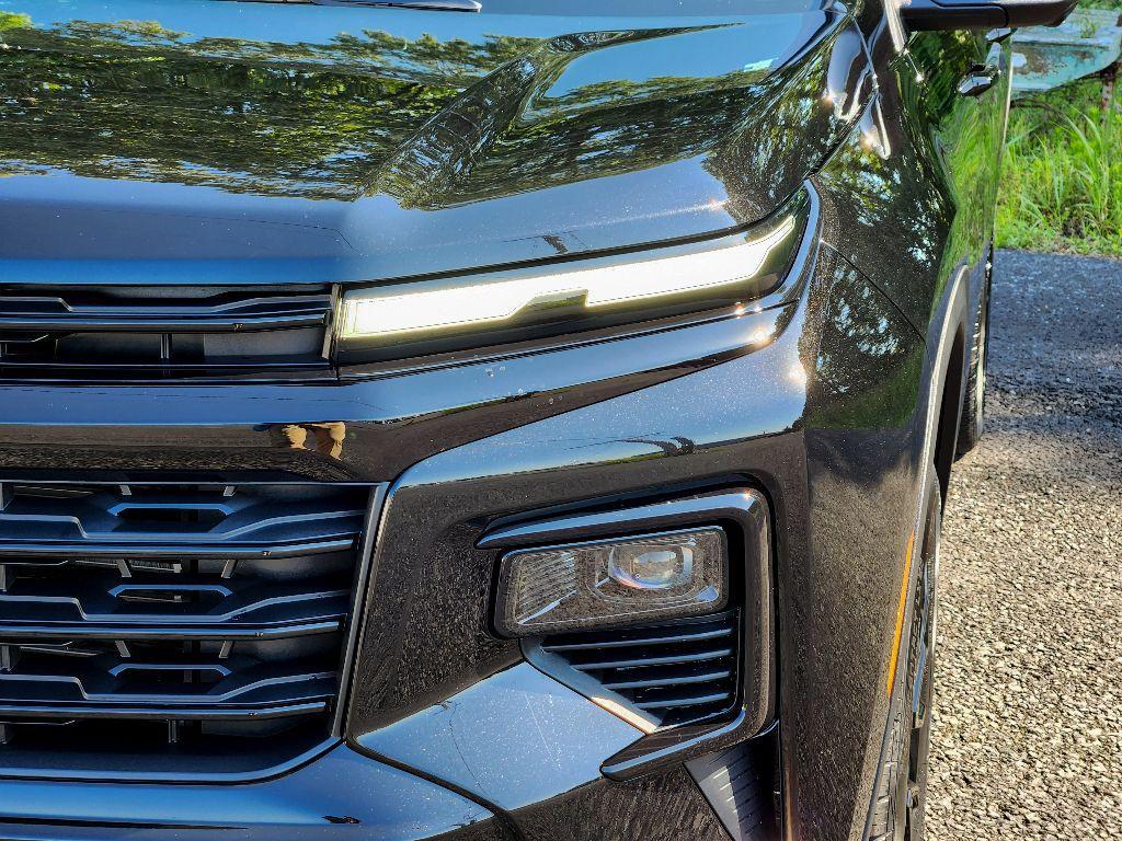 new 2025 Chevrolet Traverse car, priced at $44,980