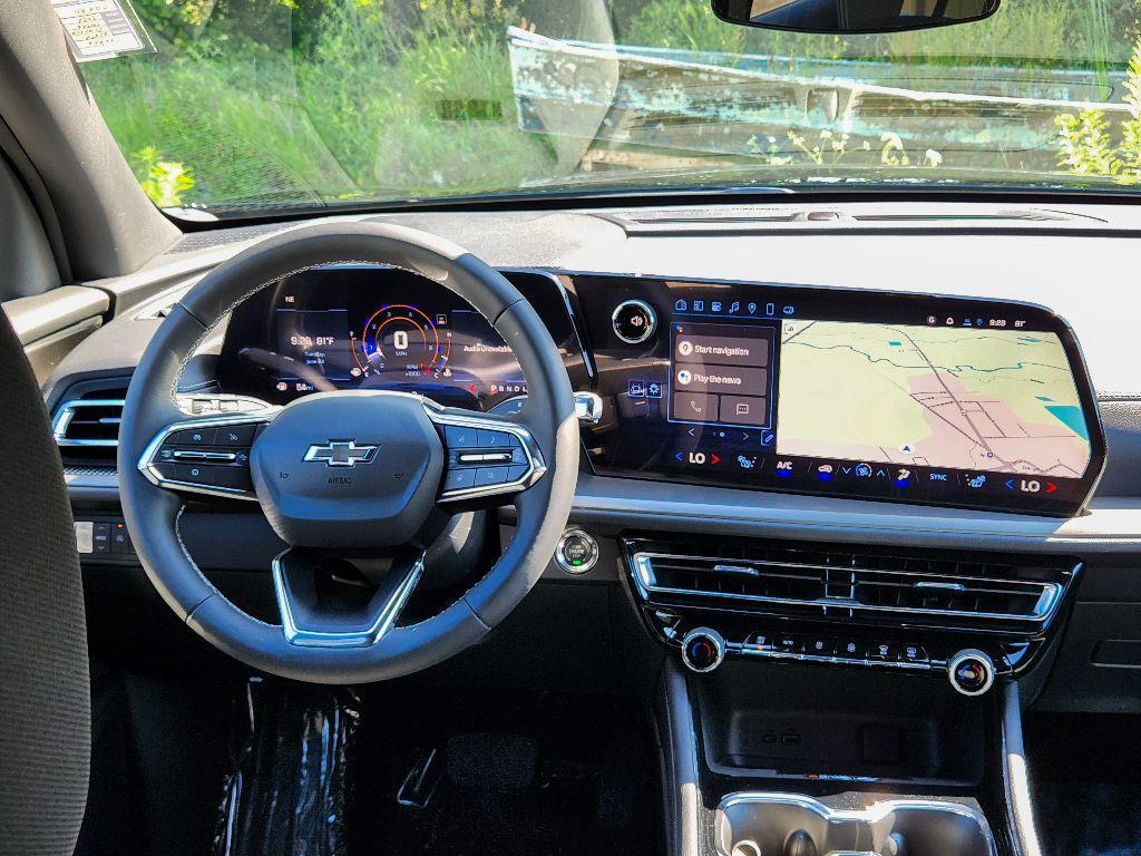 new 2025 Chevrolet Traverse car, priced at $44,980