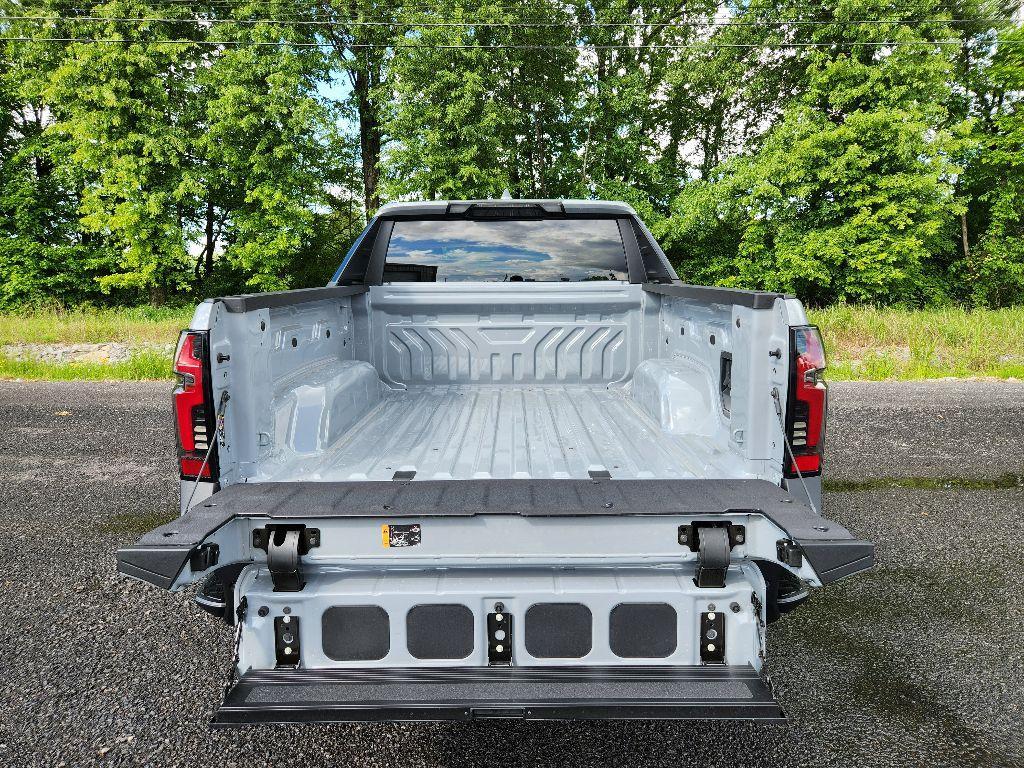 new 2025 Chevrolet Silverado EV car, priced at $67,060