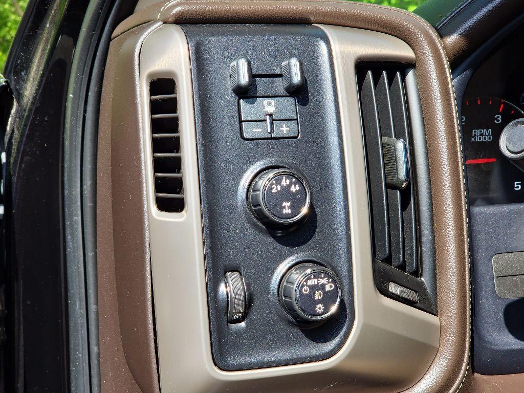 used 2015 GMC Sierra 2500 car, priced at $42,500