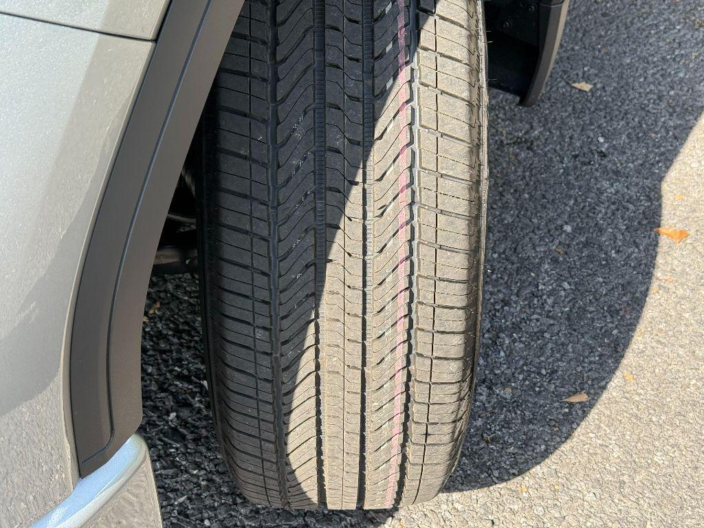 new 2026 GMC Sierra 1500 car, priced at $47,223