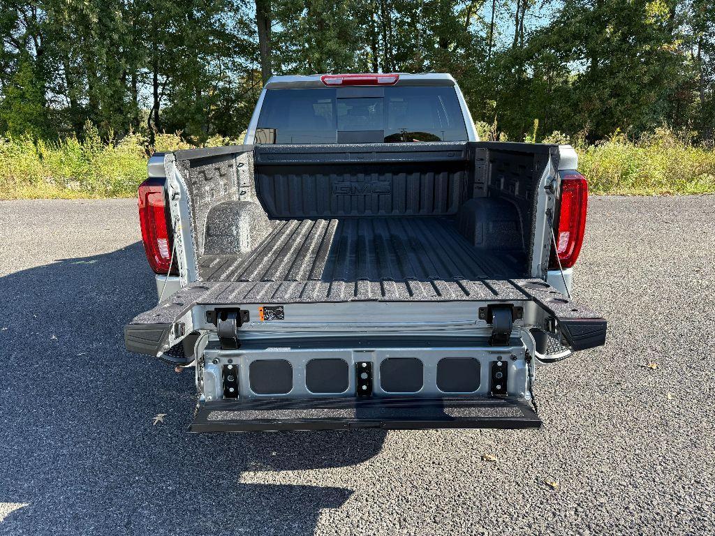 new 2026 GMC Sierra 1500 car, priced at $58,804