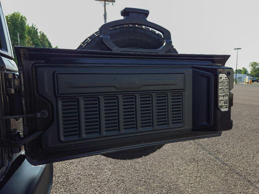 used 2018 Jeep Wrangler Unlimited car, priced at $23,950