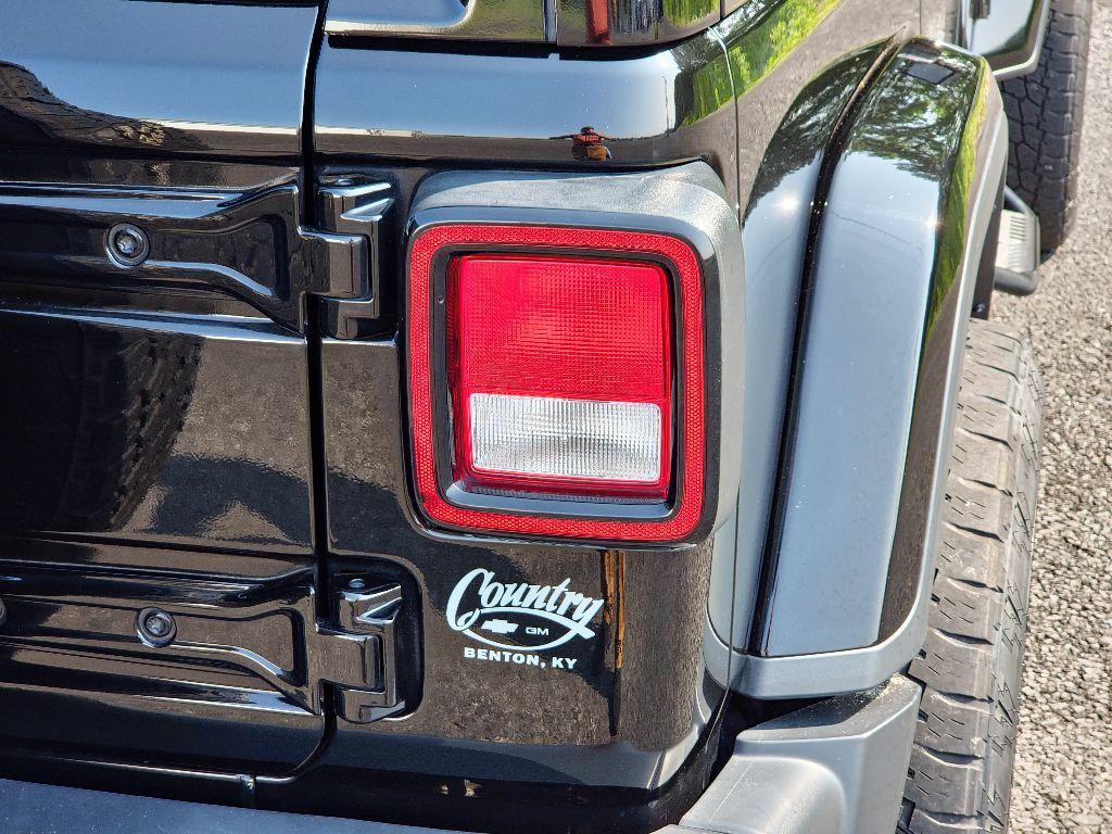 used 2018 Jeep Wrangler Unlimited car, priced at $23,950