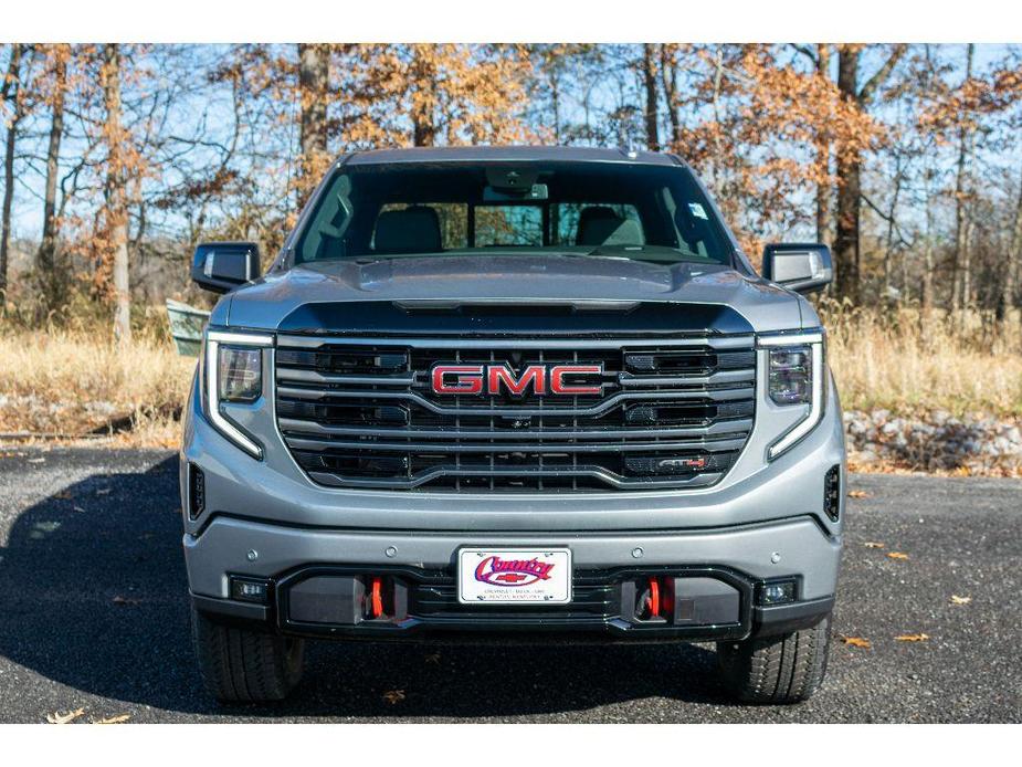 new 2025 GMC Sierra 1500 car, priced at $65,136