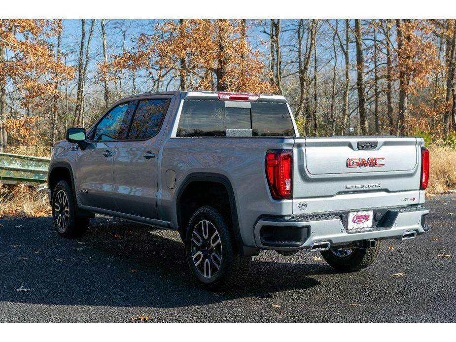 new 2025 GMC Sierra 1500 car, priced at $65,136