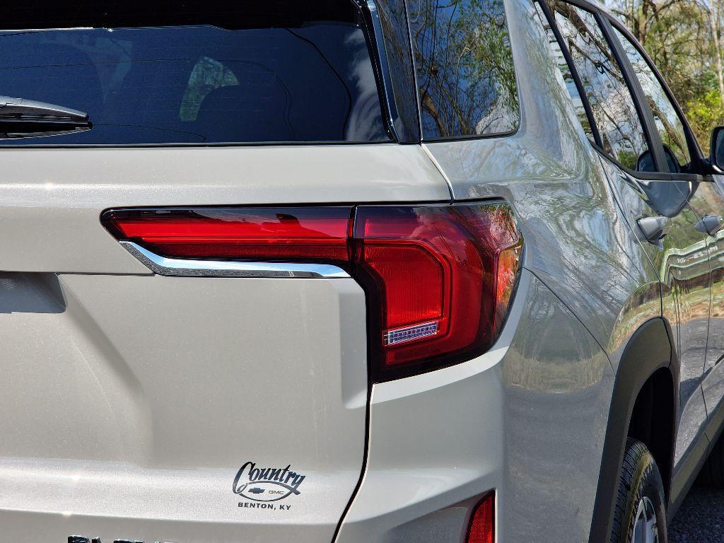 new 2025 GMC Terrain car, priced at $35,164