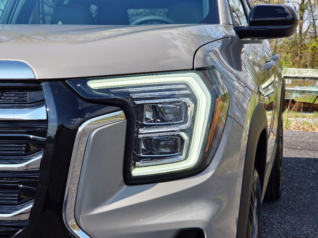 new 2025 GMC Terrain car, priced at $35,164