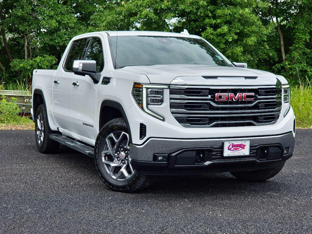 new 2025 GMC Sierra 1500 car, priced at $55,035