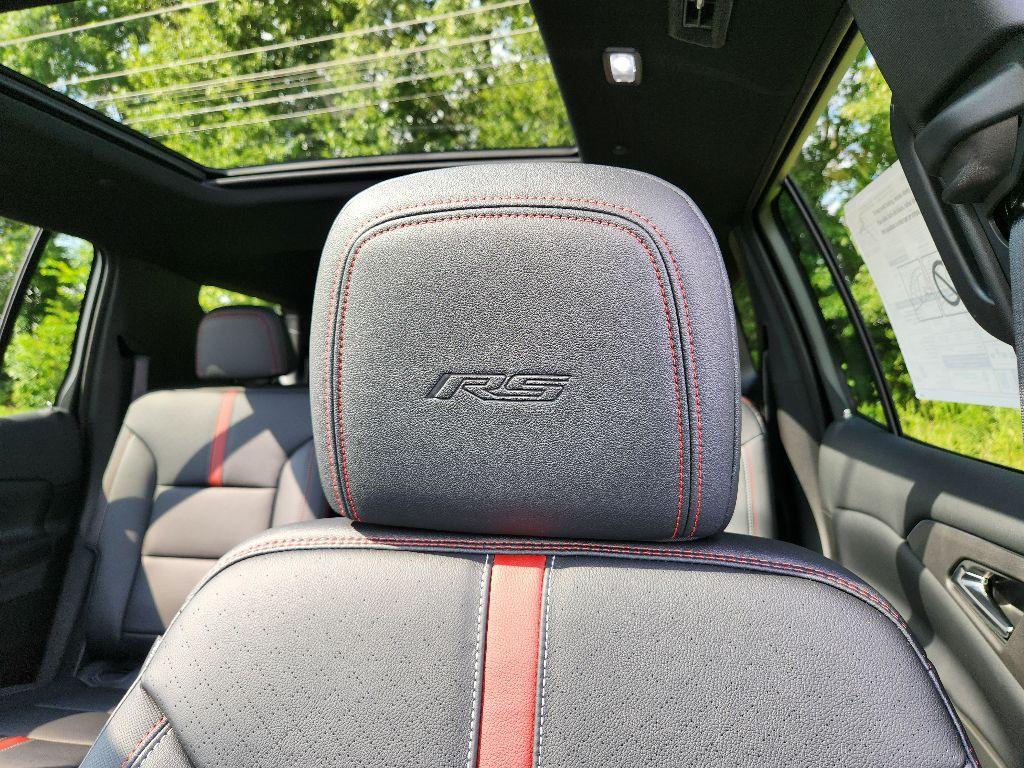 new 2025 Chevrolet Traverse car, priced at $59,609