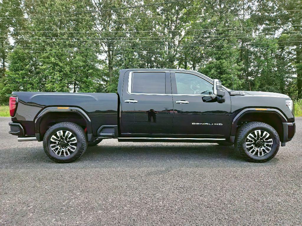 new 2025 GMC Sierra 2500 car, priced at $92,232