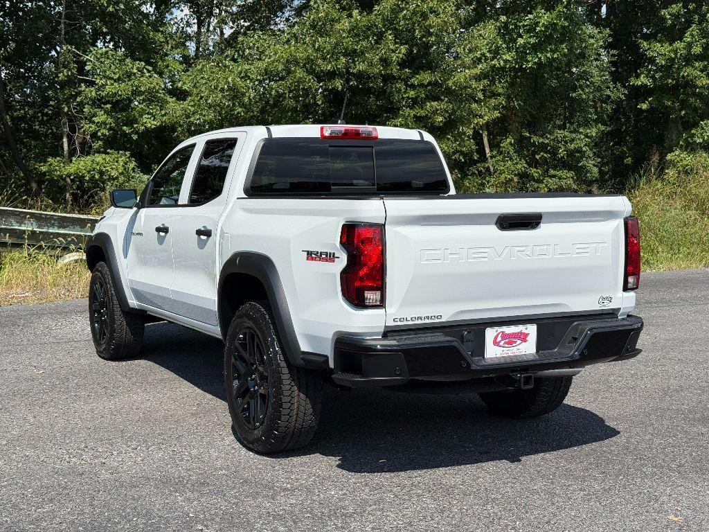 new 2025 Chevrolet Colorado car, priced at $45,495