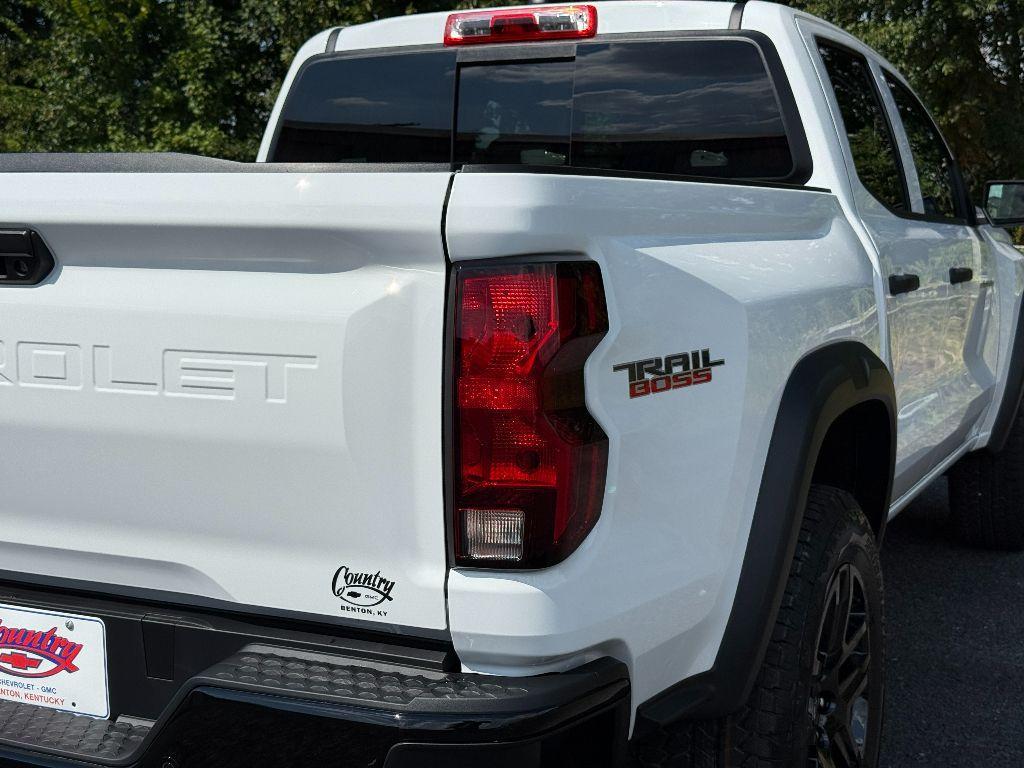 new 2025 Chevrolet Colorado car, priced at $45,495