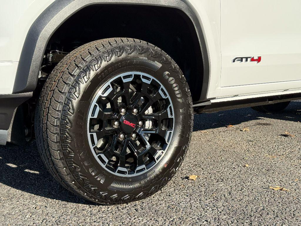 new 2026 GMC Canyon car, priced at $45,850