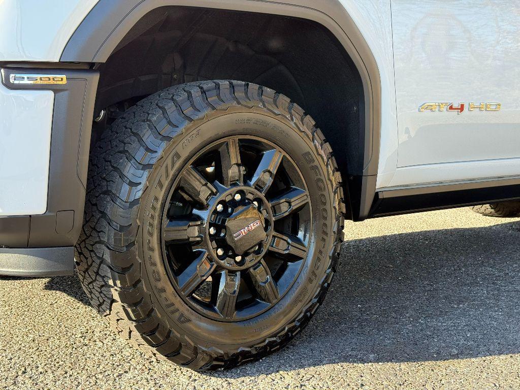 used 2025 GMC Sierra 2500 car, priced at $69,500
