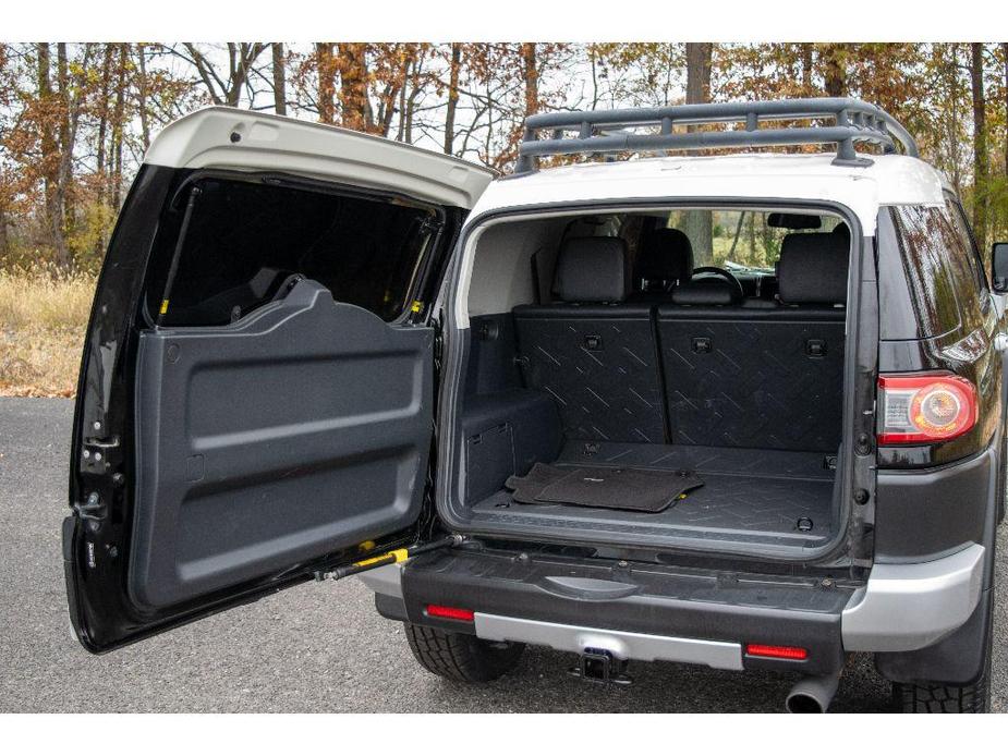 used 2012 Toyota FJ Cruiser car, priced at $26,150