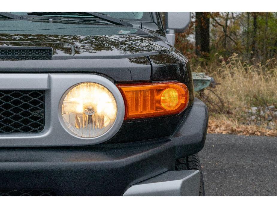 used 2012 Toyota FJ Cruiser car, priced at $26,150