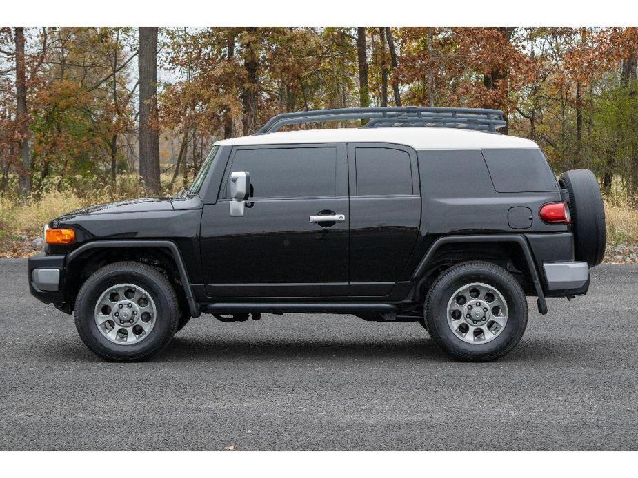 used 2012 Toyota FJ Cruiser car, priced at $26,150