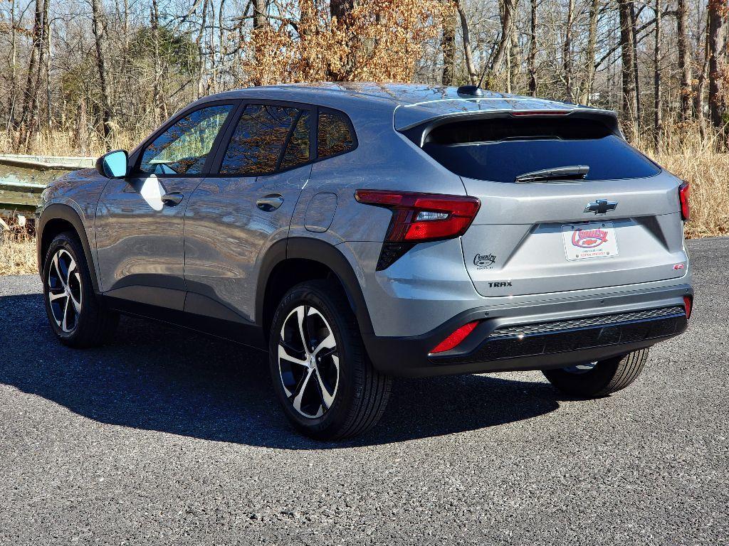 new 2025 Chevrolet Trax car, priced at $22,996