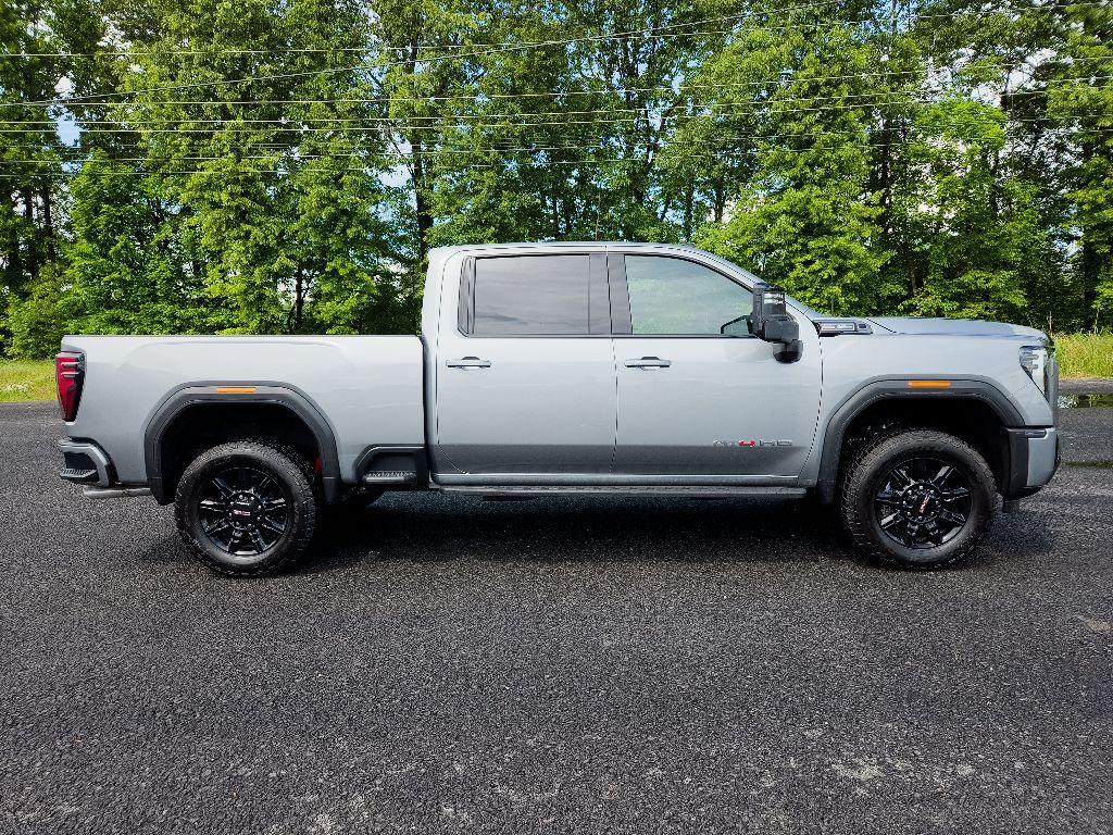 new 2025 GMC Sierra 2500 car, priced at $73,175