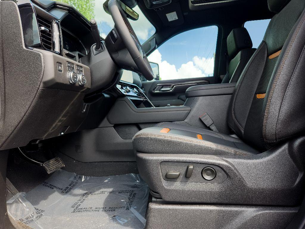 new 2025 GMC Sierra 2500 car, priced at $73,175