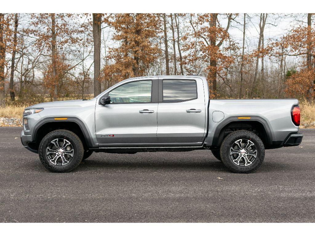 new 2025 GMC Canyon car, priced at $48,305