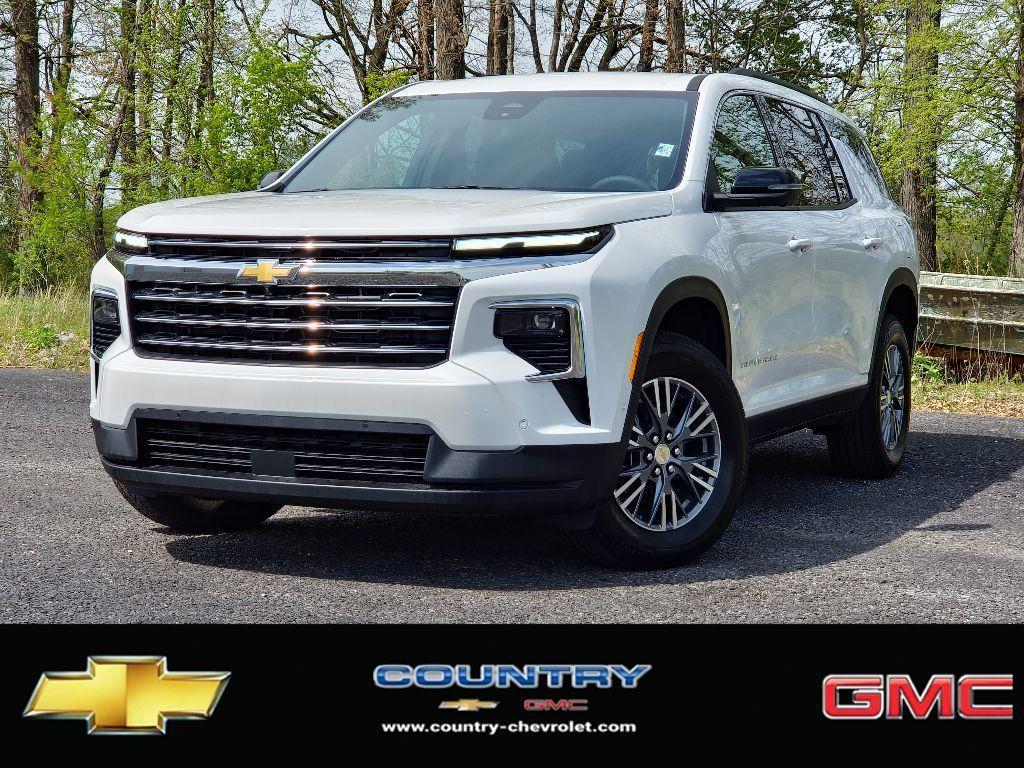 new 2025 Chevrolet Traverse car, priced at $47,729