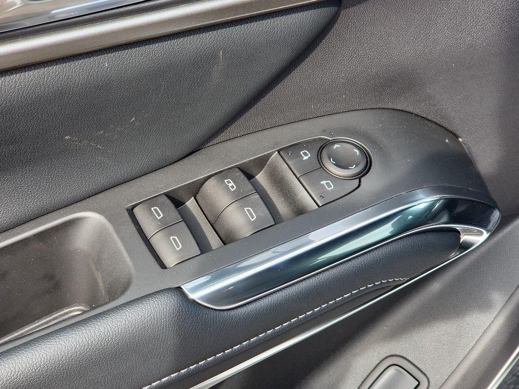 new 2025 Chevrolet Traverse car, priced at $47,729