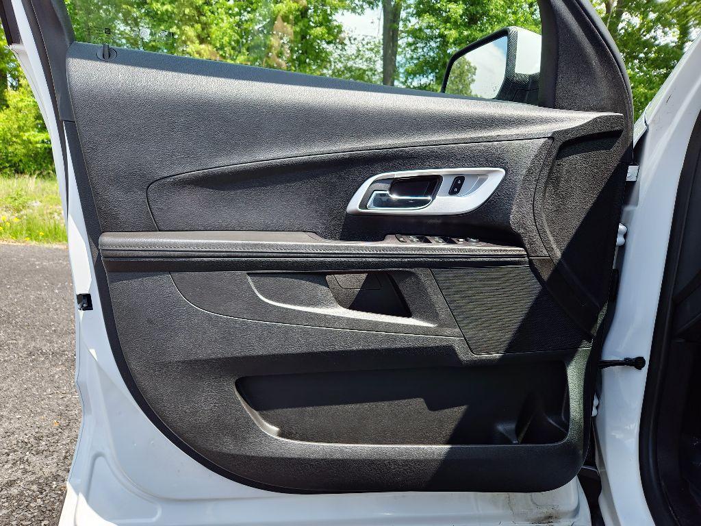 used 2016 Chevrolet Equinox car, priced at $8,999