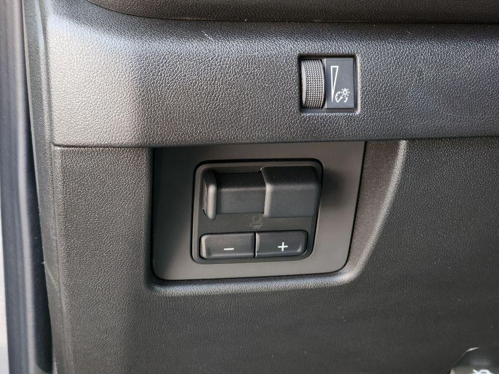 new 2025 Chevrolet Colorado car, priced at $43,903