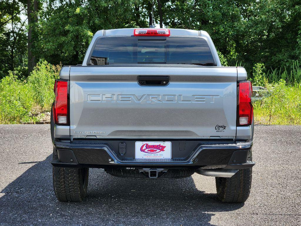 new 2025 Chevrolet Colorado car, priced at $43,903