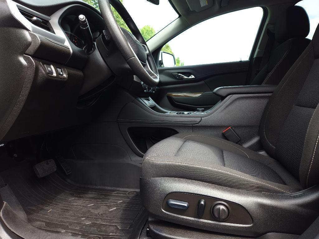 used 2023 GMC Acadia car, priced at $32,100