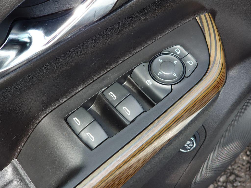 used 2023 GMC Acadia car, priced at $32,100