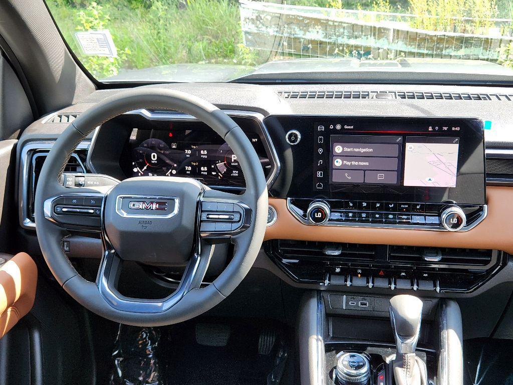 new 2025 GMC Canyon car, priced at $46,086