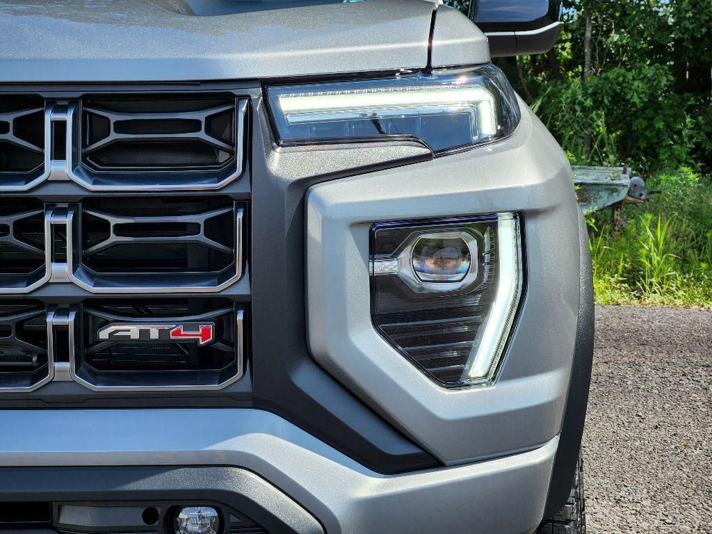 new 2025 GMC Canyon car, priced at $46,086