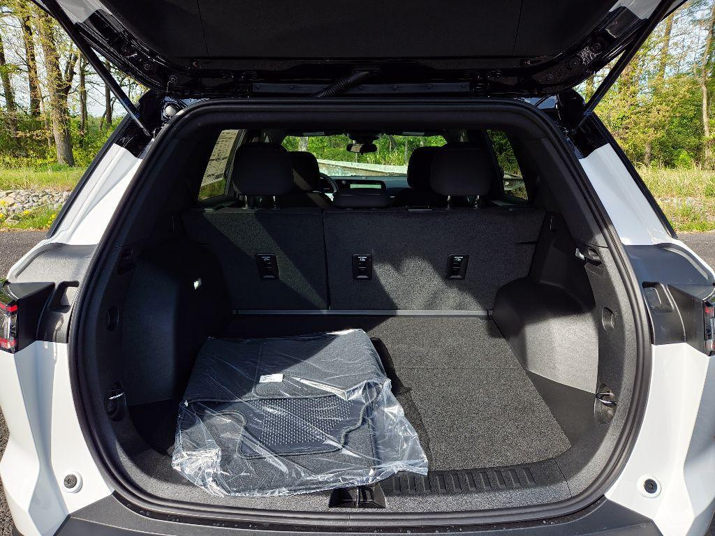 new 2025 Chevrolet Equinox car, priced at $30,041