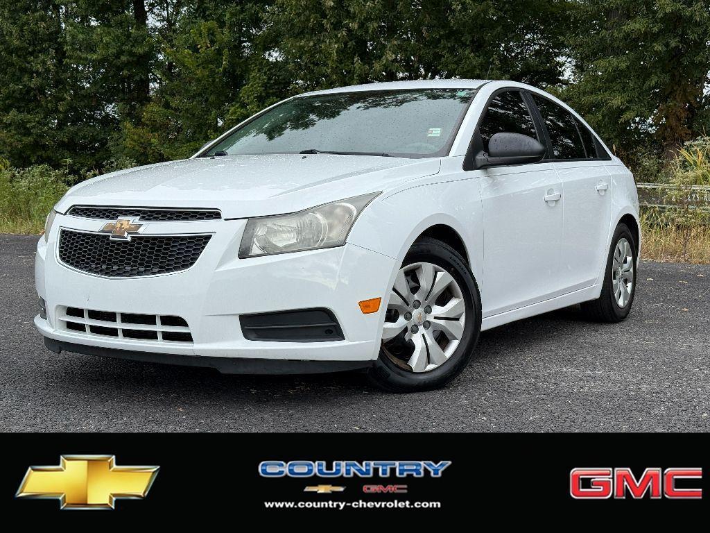 used 2014 Chevrolet Cruze car, priced at $6,500